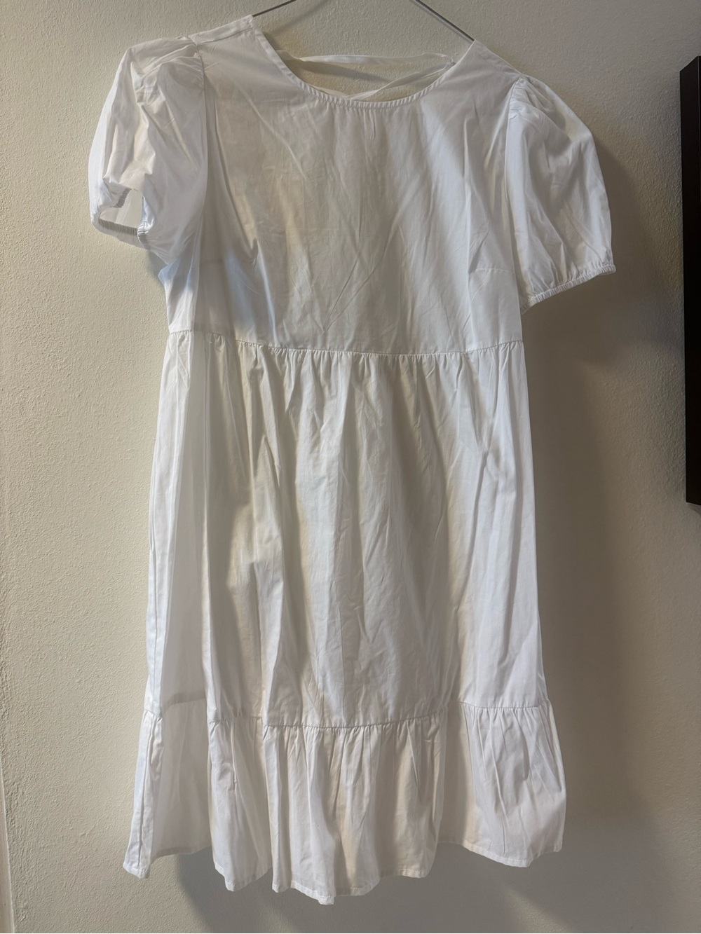 Women’s White Puff-Sleeve Mini Dress